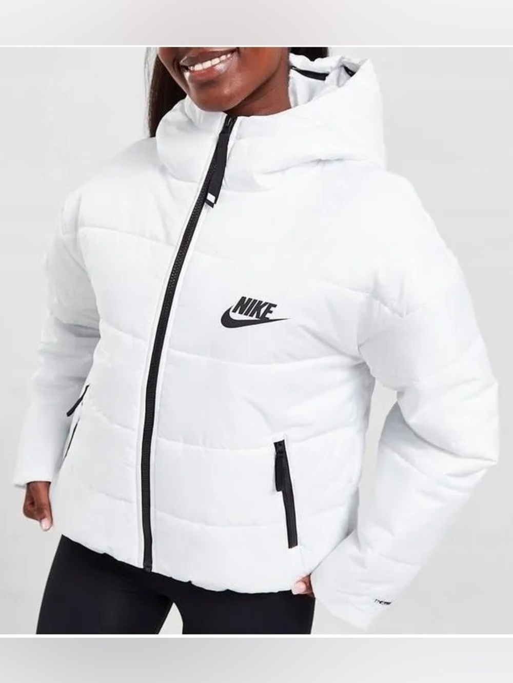 Nike Therma-FIT Repel Women's Insulated Hooded Jacket in Summit White. Small